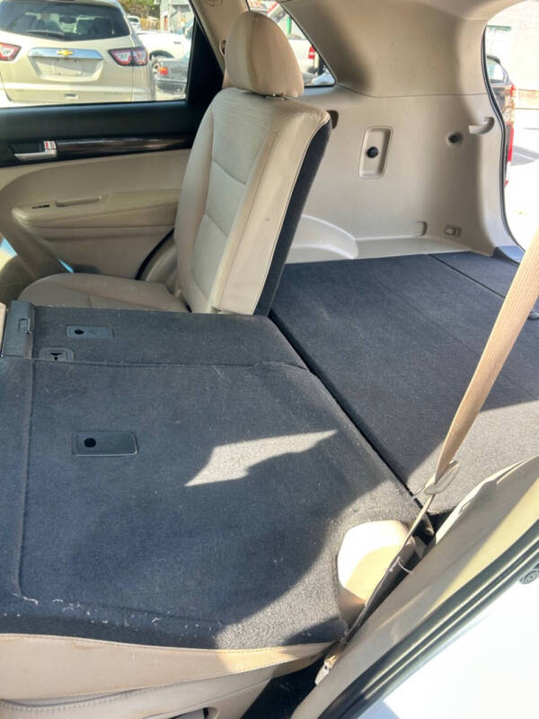 2014 Kia Sorento LX