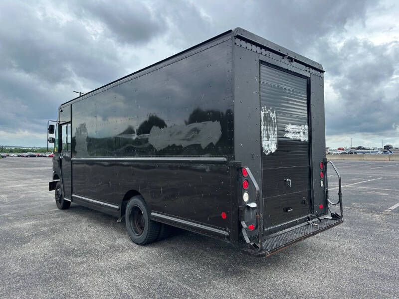 2009 Freightliner MT55 Chassis