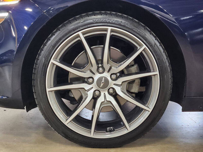 2023 Genesis G70