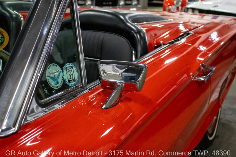 1965 Ford Thunderbird