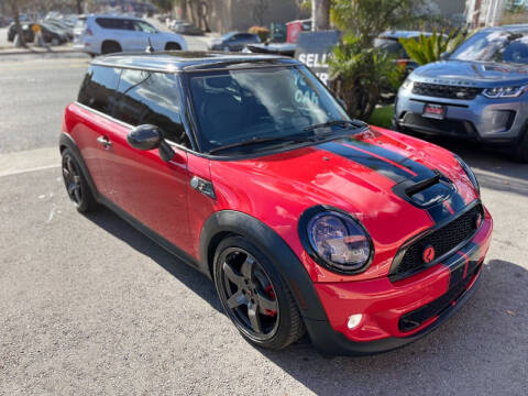 2013 MINI Hardtop for sale at TRAX AUTO WHOLESALE in San Mateo CA