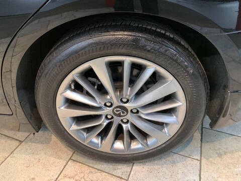 2022 Infiniti Q50 Luxe