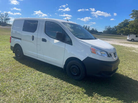 2015 Nissan NV200 S