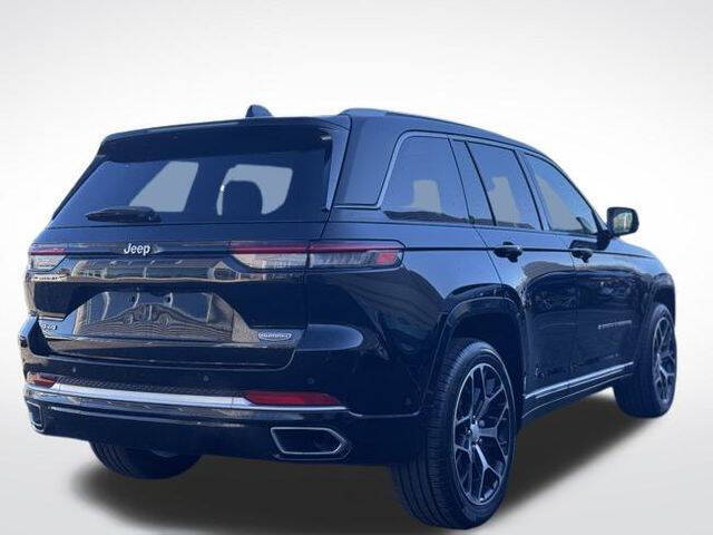 2023 Jeep Grand Cherokee Summit