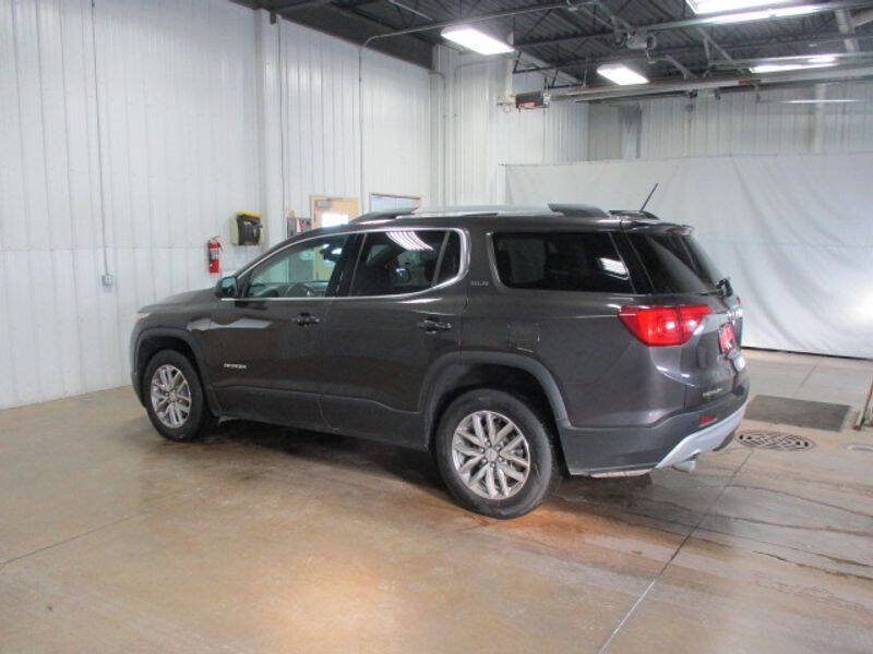 2018 GMC Acadia SLE-2