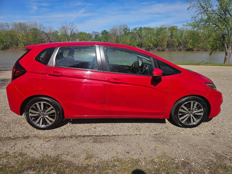 Used 2015 Honda Fit EX-L with VIN 3HGGK5H8XFM711096 for sale in Terre Haute, IN