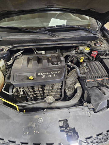 2013 Dodge Avenger SE