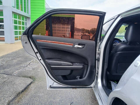 2012 Chrysler 300 Limited