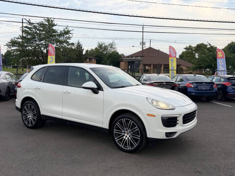 2017 Porsche Cayenne Platinum Edition