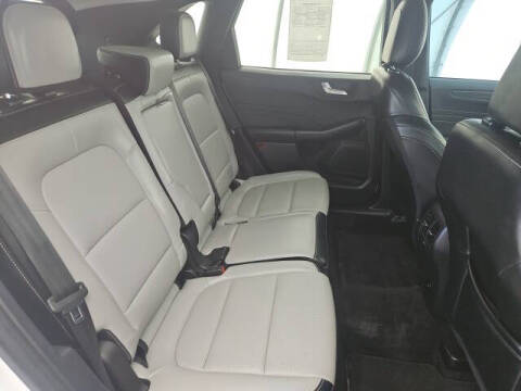 2023 Ford Escape Platinum