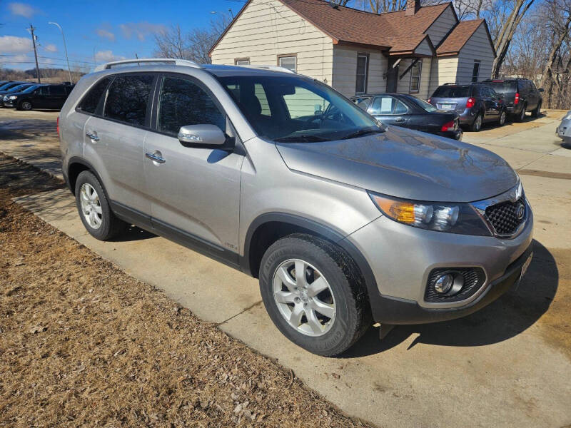 2013 Kia Sorento for sale at Short Line Auto Inc in Rochester MN