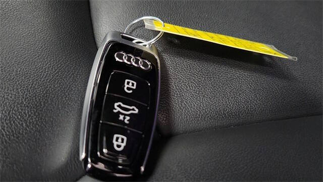 2025 Audi Q7 quattro Premium 45 TFSI