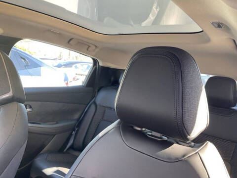 2026 Nissan LEAF Platinum+