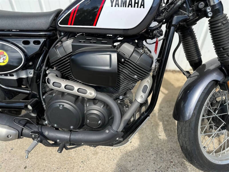 2017 Yamaha SCR950 -