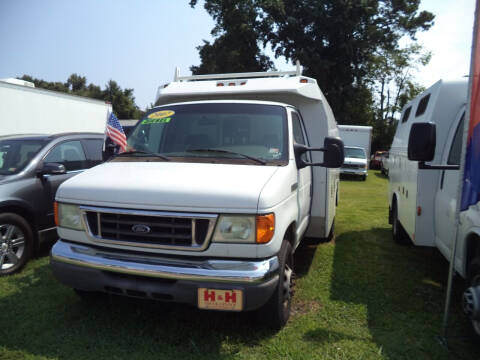 2007 Ford E-Series Chassis for sale at H and H Truck Center in Newport News VA