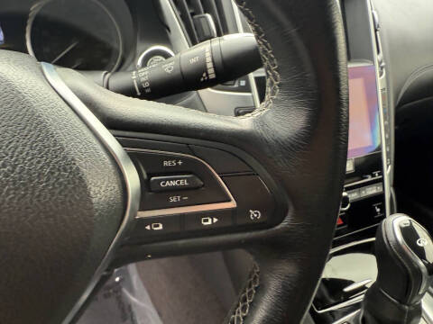 2017 Infiniti Q60 2.0T Premium