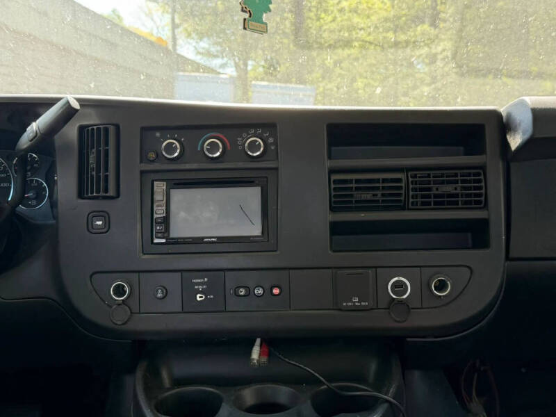2017 Chevrolet Express LS 2500
