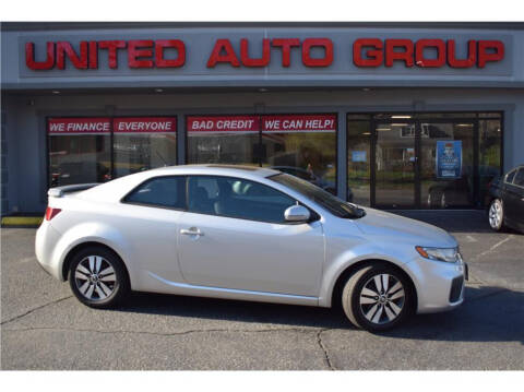 2013 Kia Forte Koup for sale at United Auto Group in Putnam CT