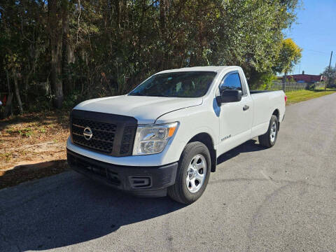 2017 Nissan Titan SV