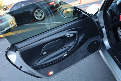 2004 Porsche 911 Carrera 4S