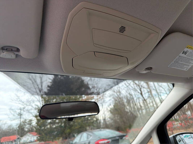 2015 Ford C-MAX Hybrid SE