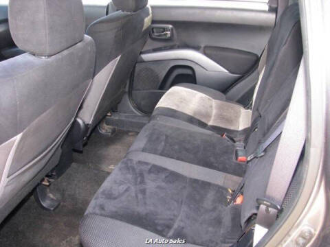 2012 Mitsubishi Outlander ES