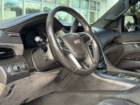 2016 Cadillac Escalade Platinum