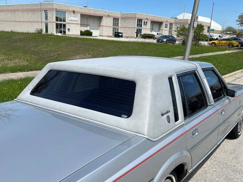 1984 Lincoln Town Car