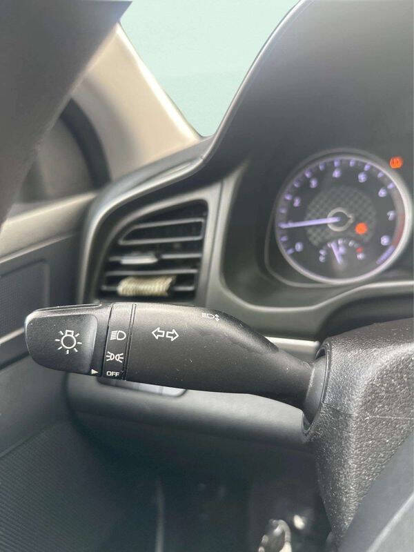 2019 Hyundai Elantra