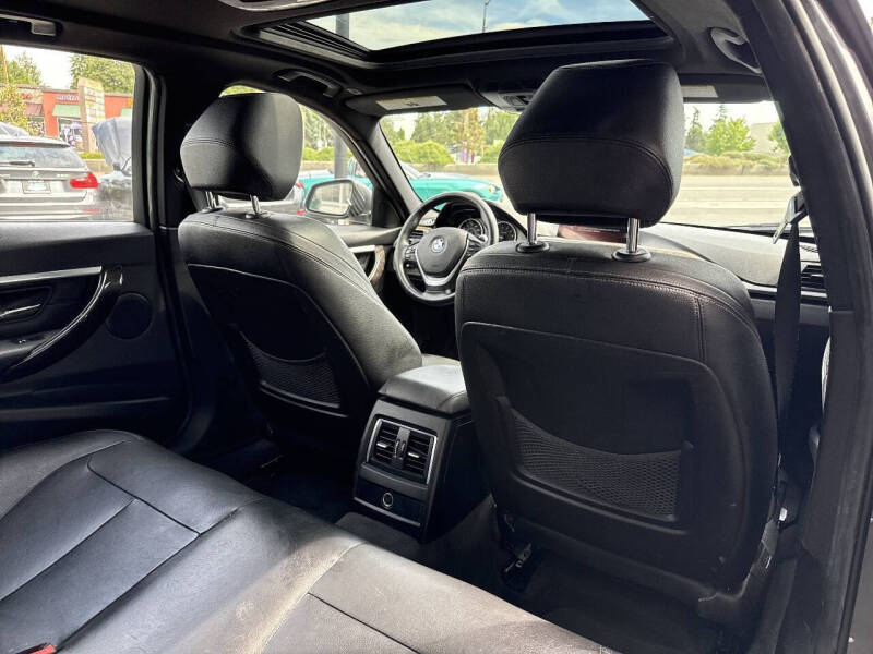 2016 BMW 3 Series 328i