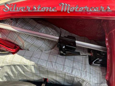 1957 Ford Thunderbird