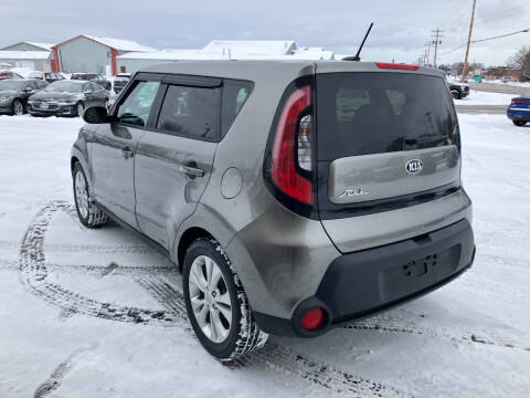 2015 Kia Soul +