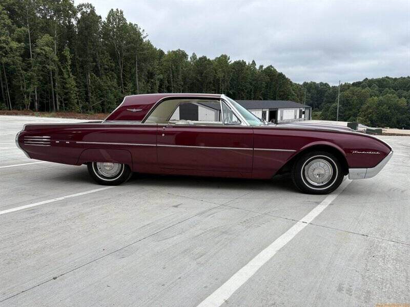 1961 Ford Thunderbird