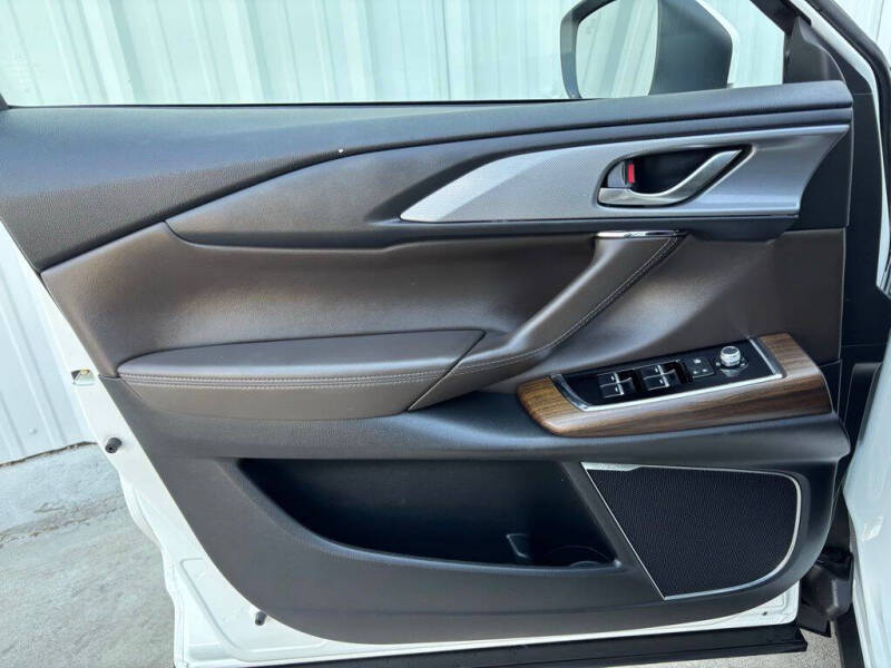 2022 Mazda CX-9 Signature