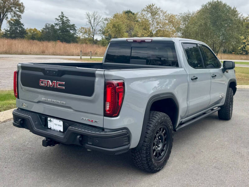 2024 GMC Sierra 1500 AT4X