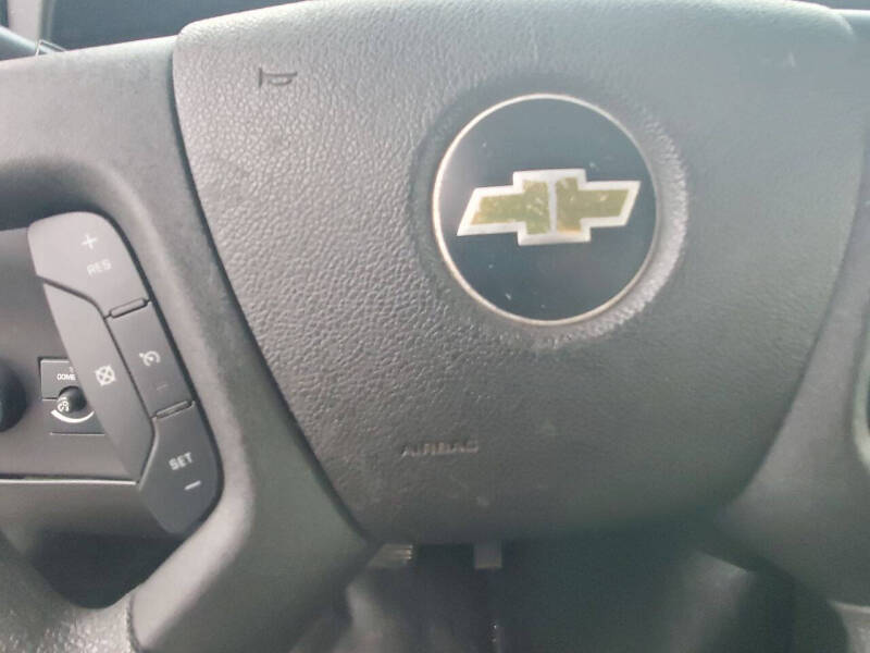 2023 Chevrolet Express 2500