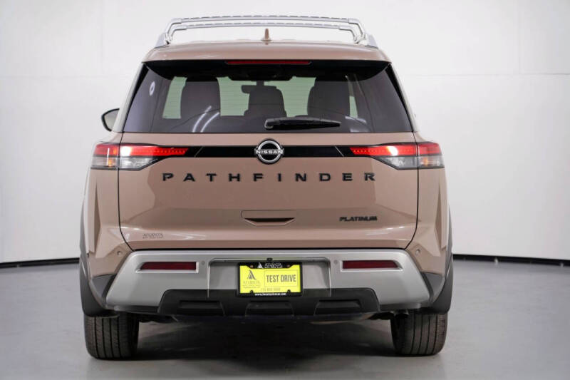 2024 Nissan Pathfinder Platinum