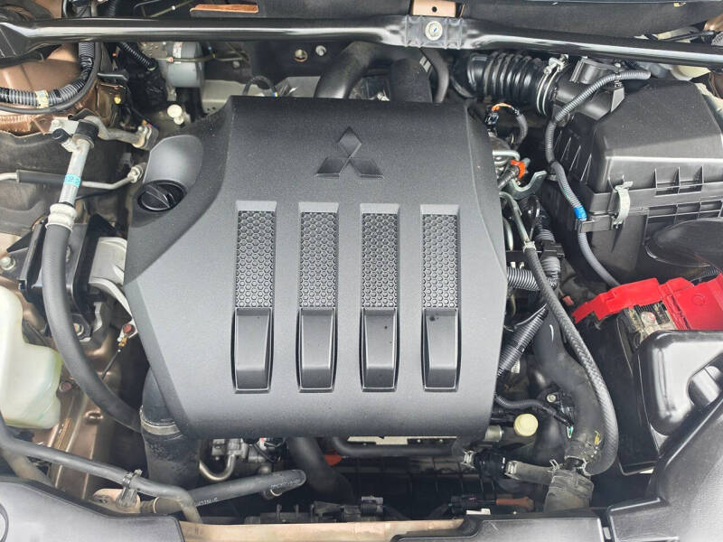 2019 Mitsubishi Eclipse Cross SE