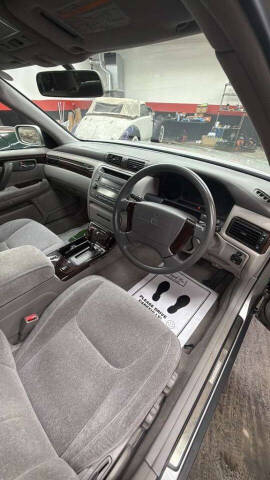 2000 Toyota Crown