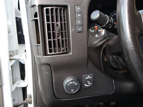 2023 Chevrolet Express LS 3500
