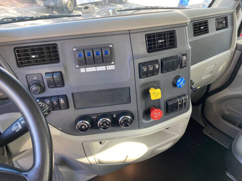 2022 Peterbilt 579