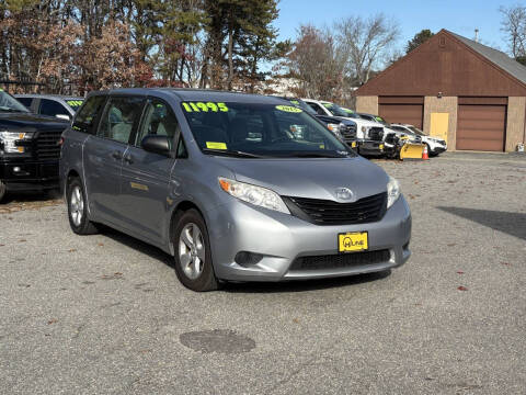 2015 Toyota Sienna L 7-Passenger