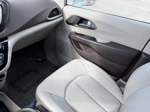 2018 Chrysler Pacifica Touring L