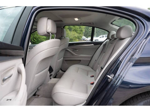 2012 BMW 5 Series 528i