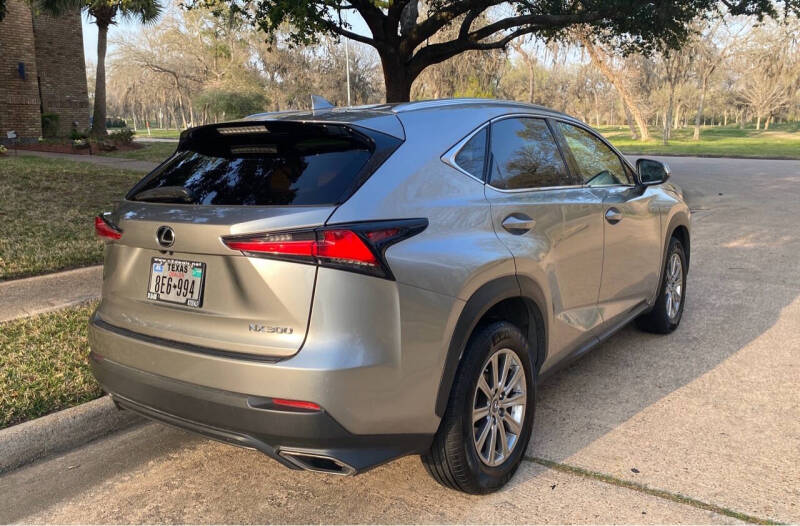 2021 Lexus NX 300
