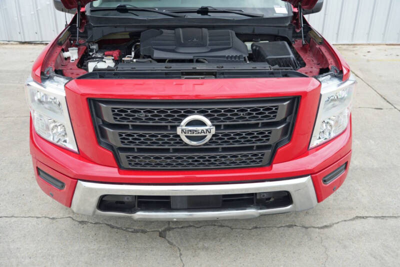 2021 Nissan Titan