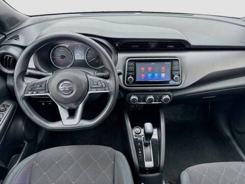2019 Nissan Kicks S