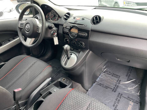 2011 Mazda MAZDA2 Touring