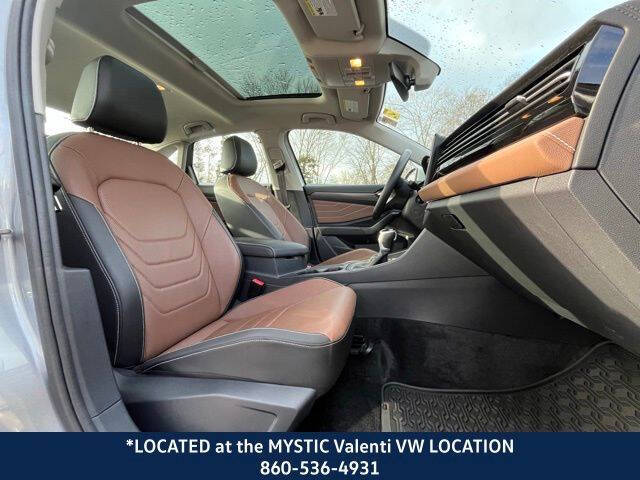 2025 Volkswagen Jetta SEL