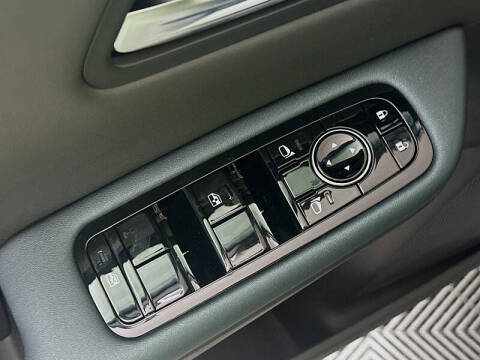 2026 Nissan LEAF Platinum+
